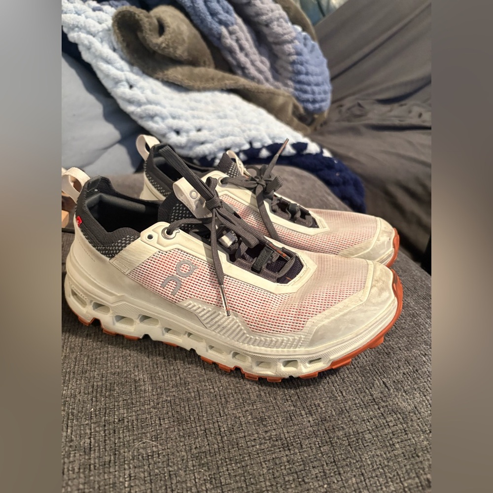 Stylish Cloudultra Sneakers